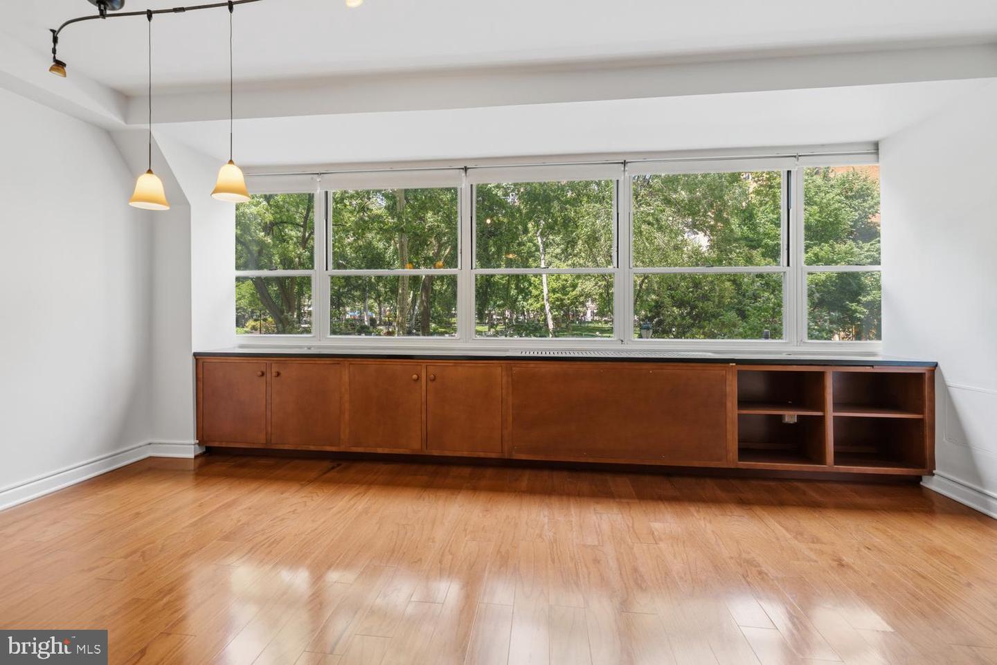 1810 Rittenhouse Sq #212 Property Photo 11