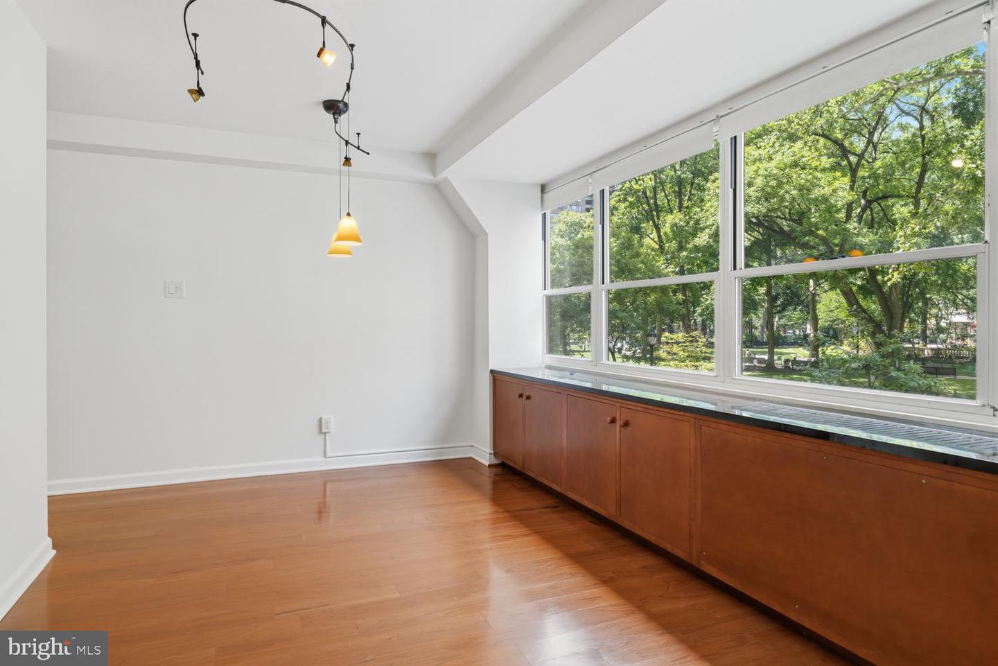 1810 Rittenhouse Sq #212 Property Photo 15
