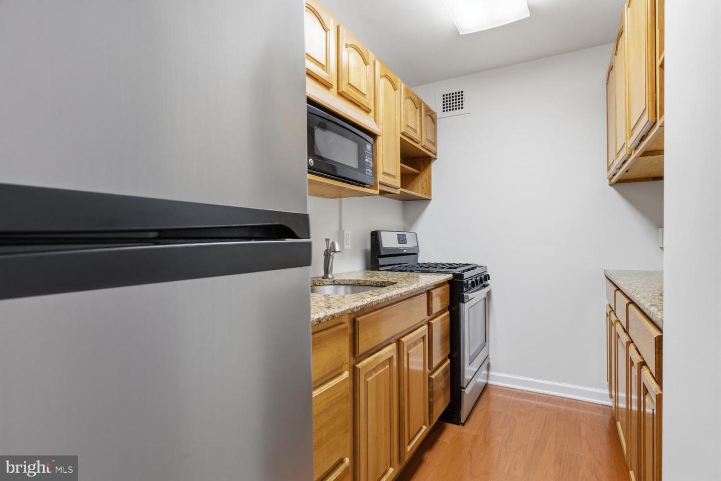 1810 Rittenhouse Sq #212 Property Photo 22