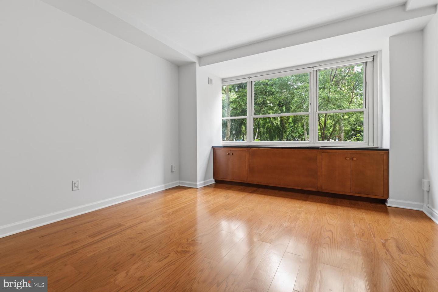 1810 Rittenhouse Sq #212 Property Photo 28