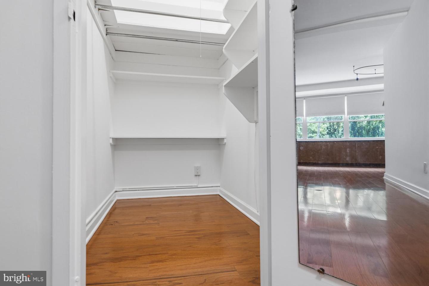 1810 Rittenhouse Sq #212 Property Photo 31