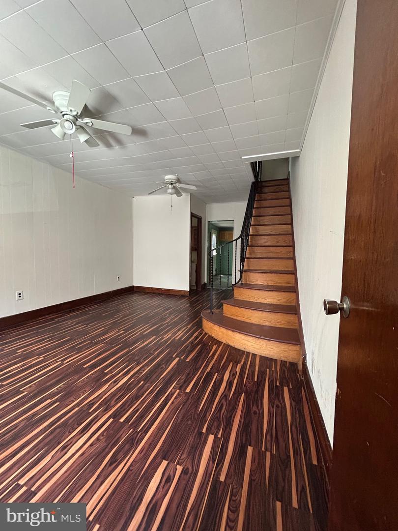 2030 S Bouvier St Property Photo 2