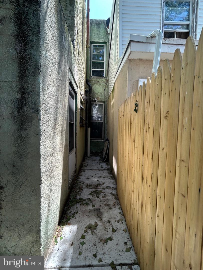 2030 S Bouvier St Property Photo 7