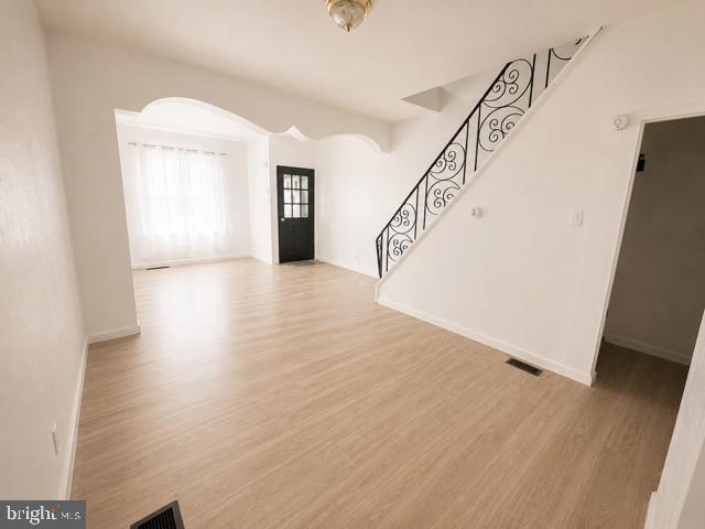 2536 S Fairhill St Property Photo 2