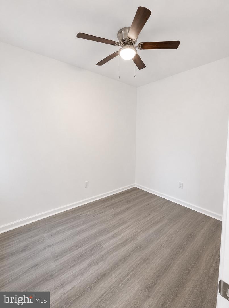 2338 N Gratz St Property Photo 6