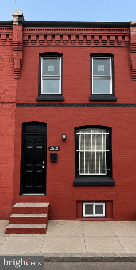 2613 N Sartain St Property Photo 1
