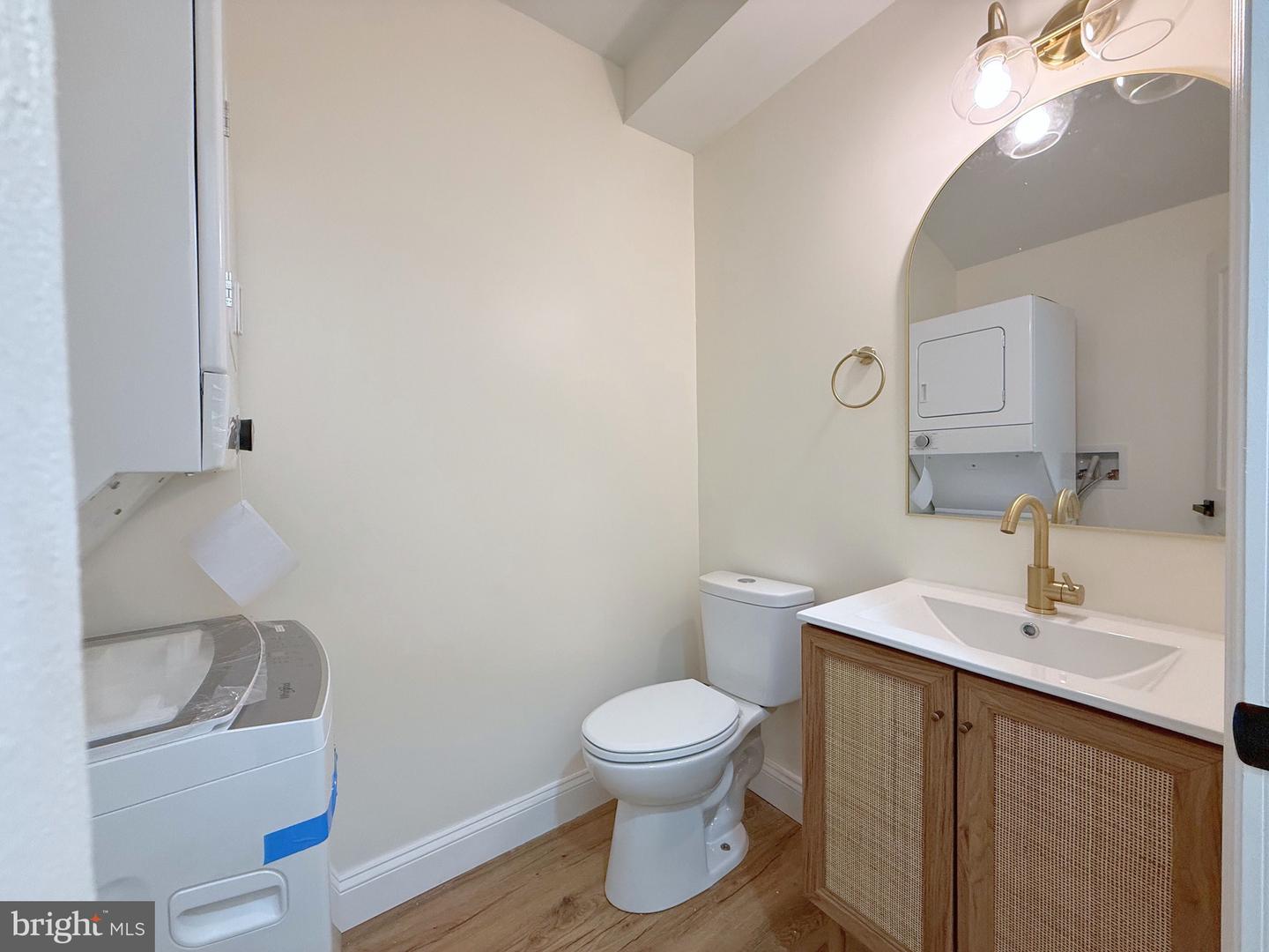 2762 Martha St Property Photo 8