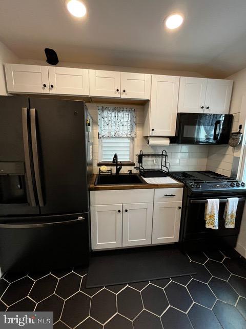 121 Mercy St Property Photo 25