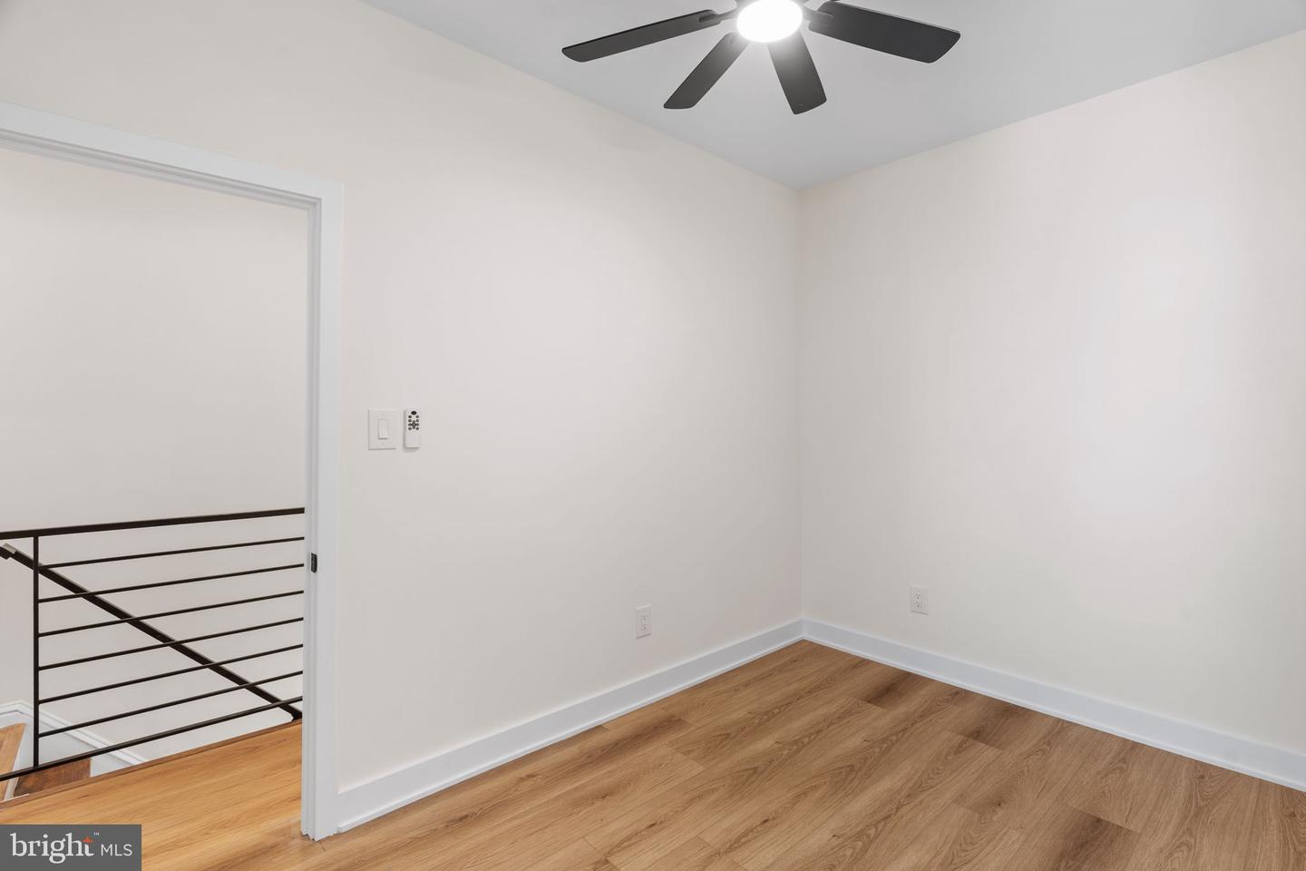 403 Daly St Property Photo 29