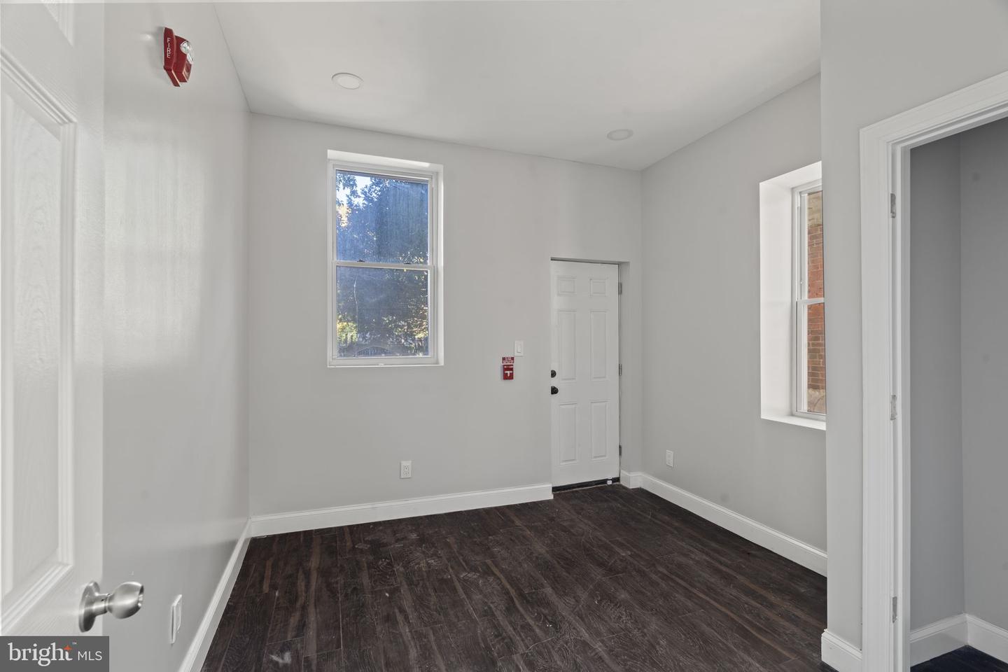 5237 Chester Ave #3 Property Photo 4