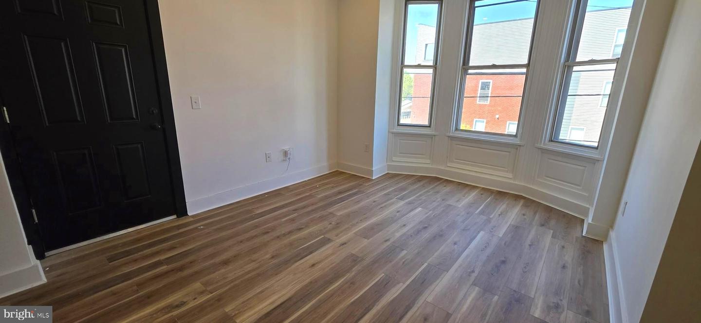 1543 N 33rd St #unit 2 Property Photo 5