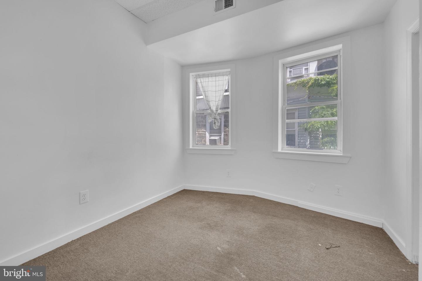162 W Manheim St Property Photo 29