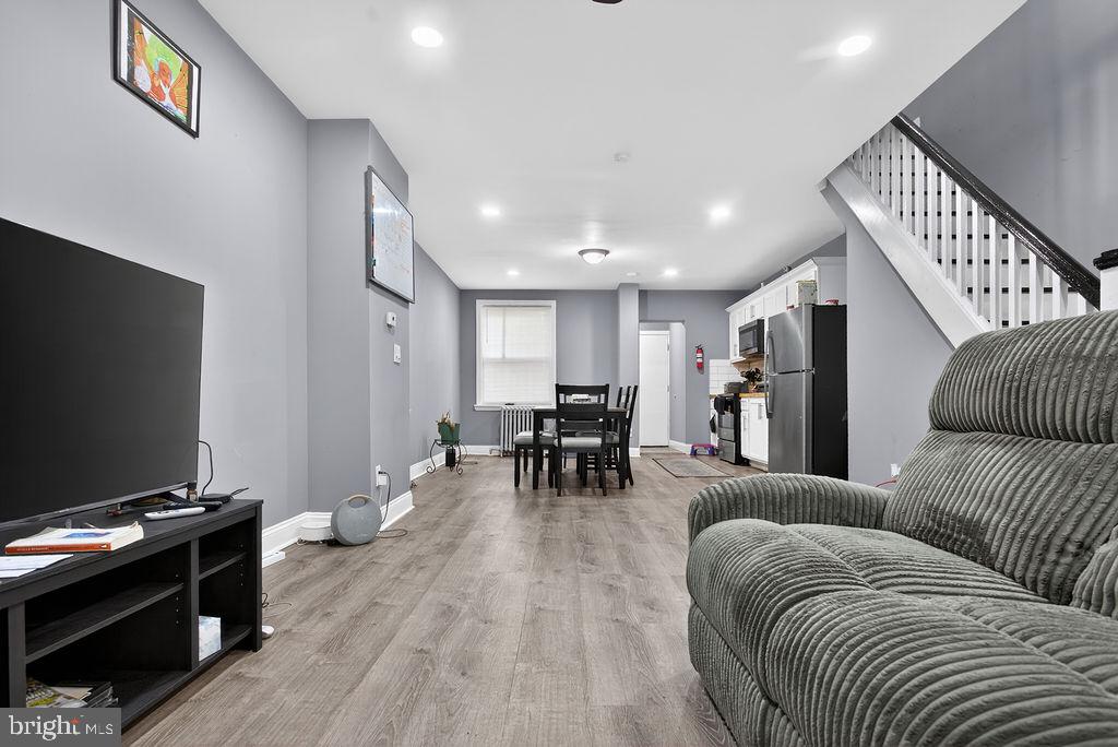 6210 Delancey St Property Photo 6