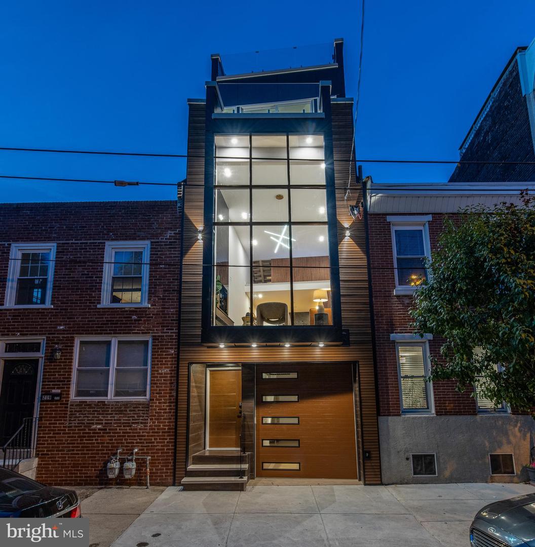 217 Tasker St Property Photo 2