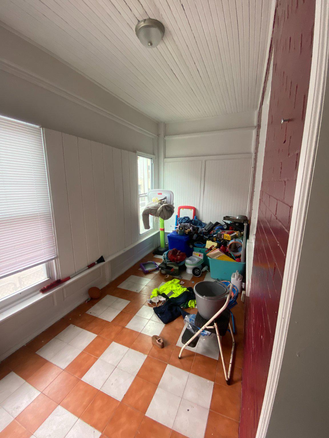 2111 S Shields Property Photo 4