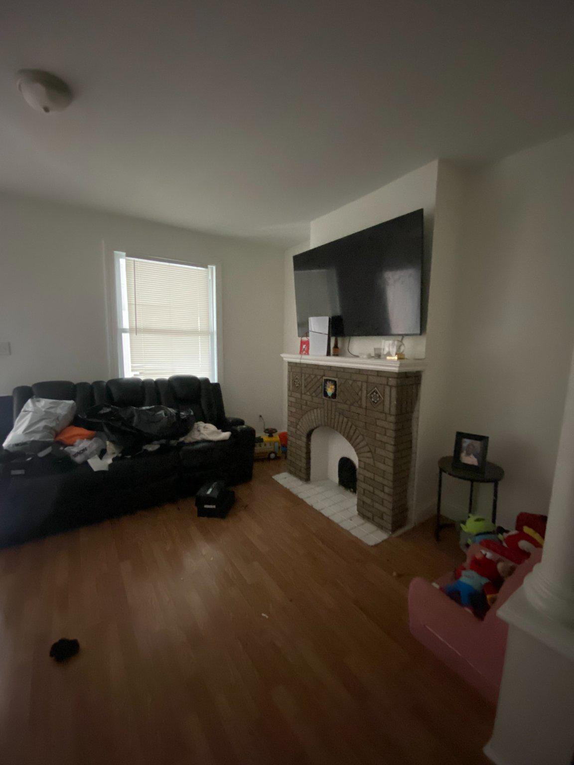 2111 S Shields Property Photo 6