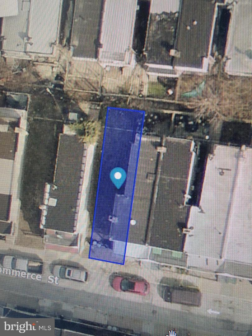 5737 Commerce St Property Photo 2