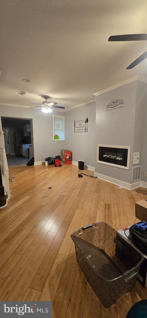 6325 Wheeler St Property Photo 2