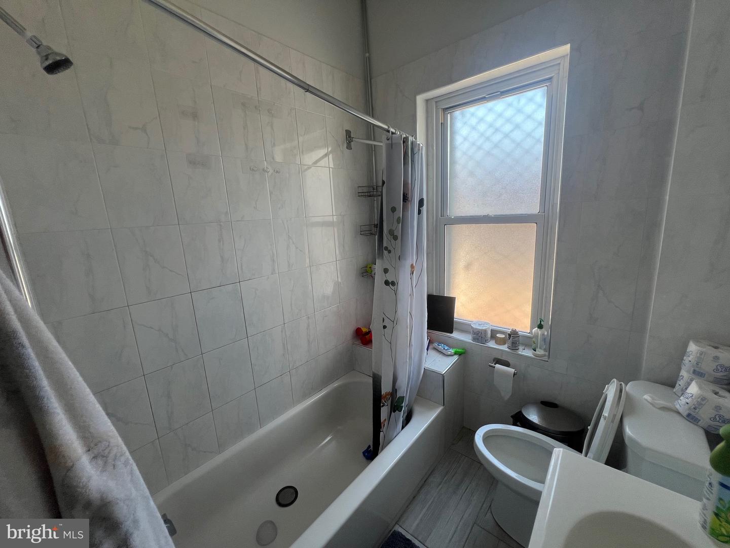 1516 Tasker St Property Photo 22