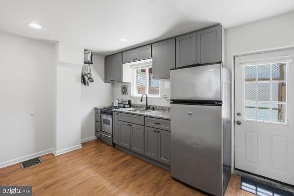 146 Melvale St Property Photo 4