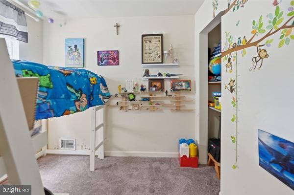 146 Melvale St Property Photo 10