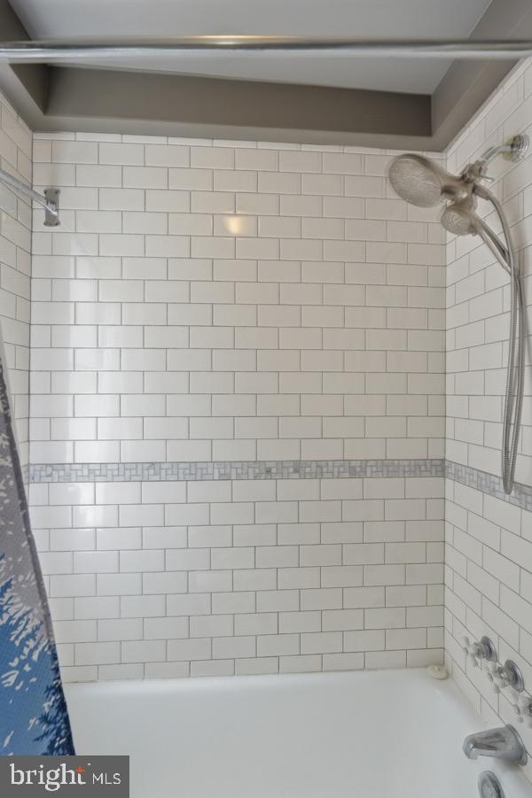 146 Melvale St Property Photo 18