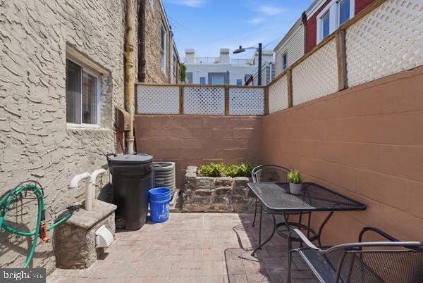 146 Melvale St Property Photo 21
