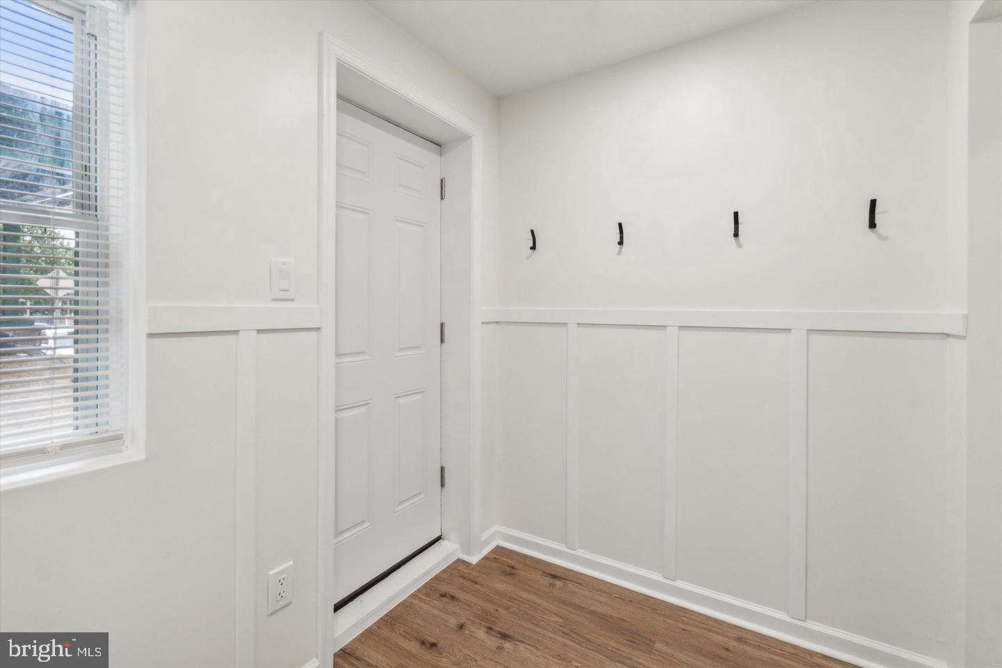 128 W Hansberry St Property Photo 9