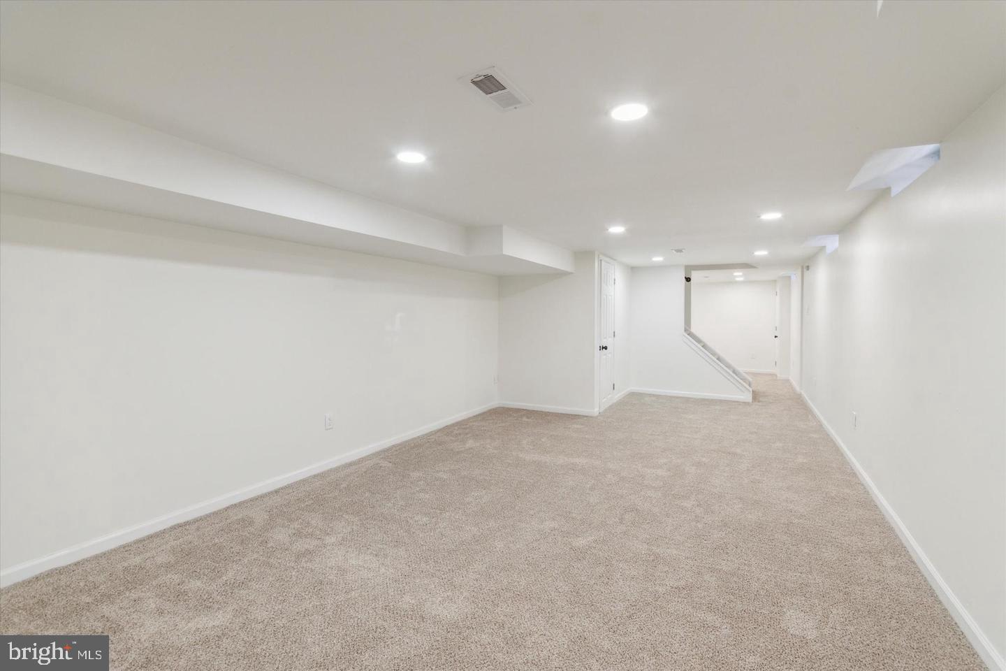 128 W Hansberry St Property Photo 10
