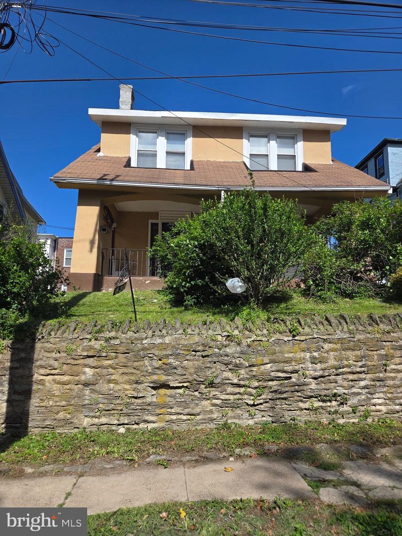 6302 N 13 St Property Photo 1