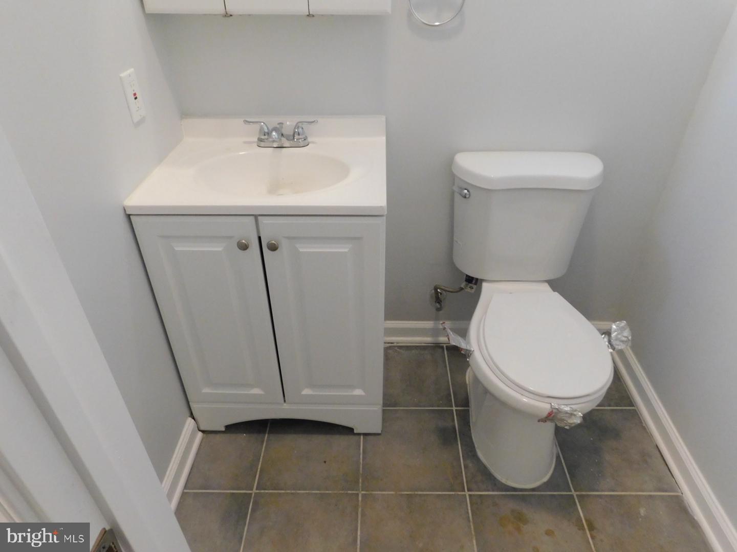 2437 N 19th St Property Photo 3