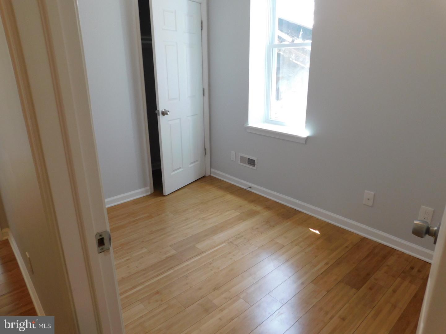 2437 N 19th St Property Photo 6