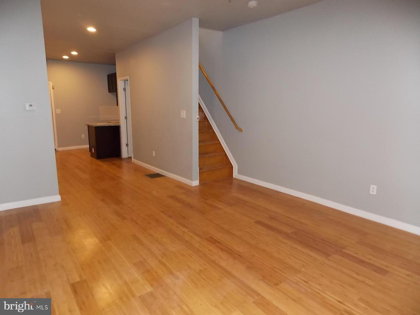 2440 N Colorado St Property Photo 3