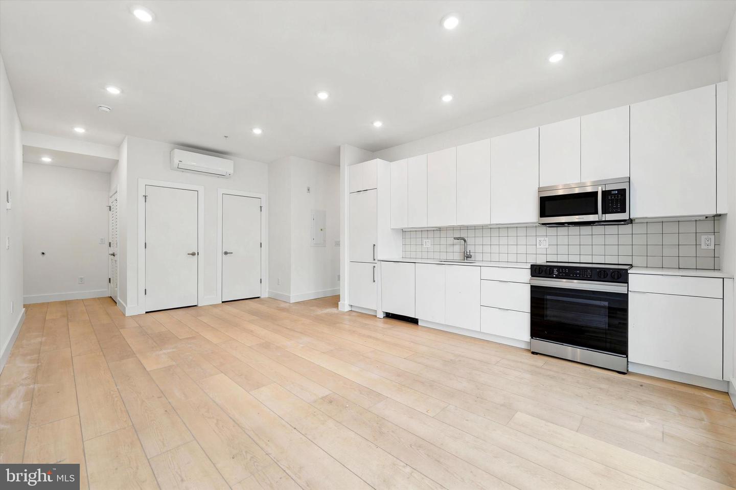 2406 Frankford Ave #16 Property Photo 7