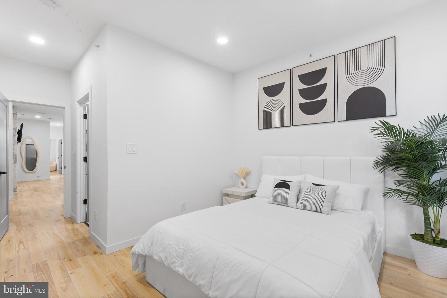 647 N 41st St #unit C Property Photo 10
