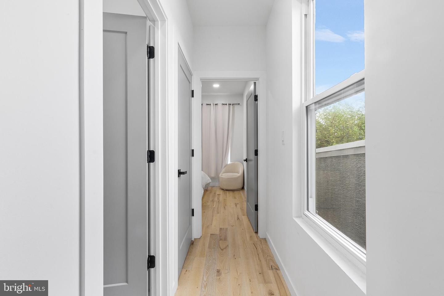647 N 41st St #unit C Property Photo 11