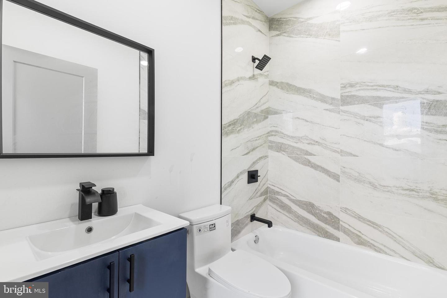 647 N 41st St #unit C Property Photo 12