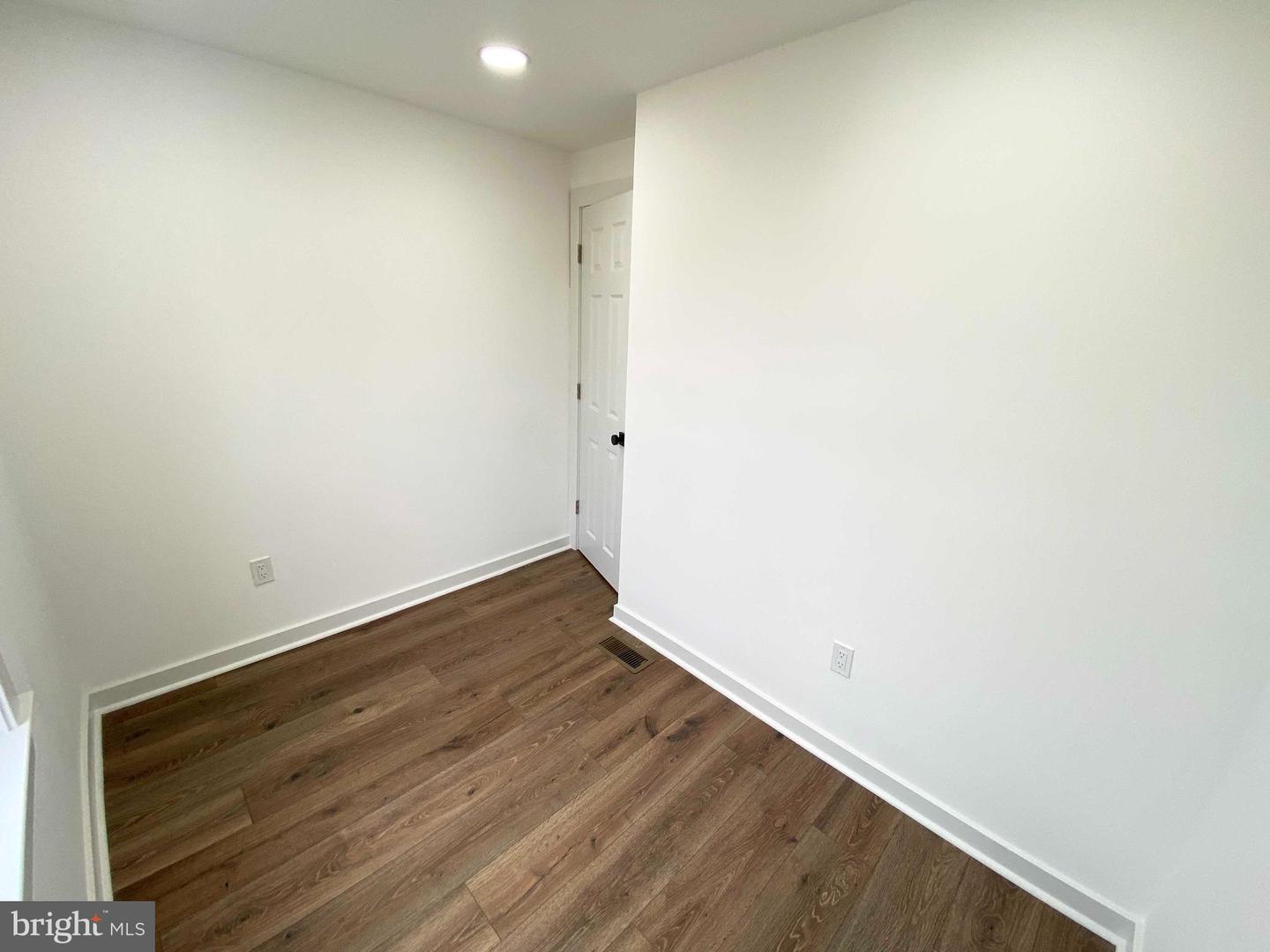 2052 E Rush St Property Photo 30