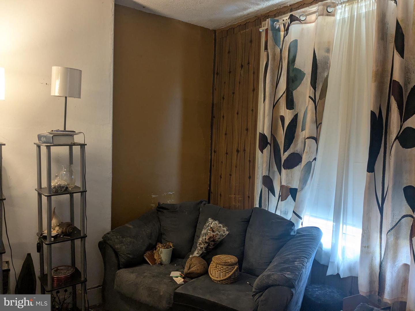 1818 Brunner St Property Photo 3