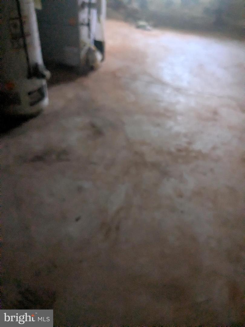1818 Brunner St Property Photo 19