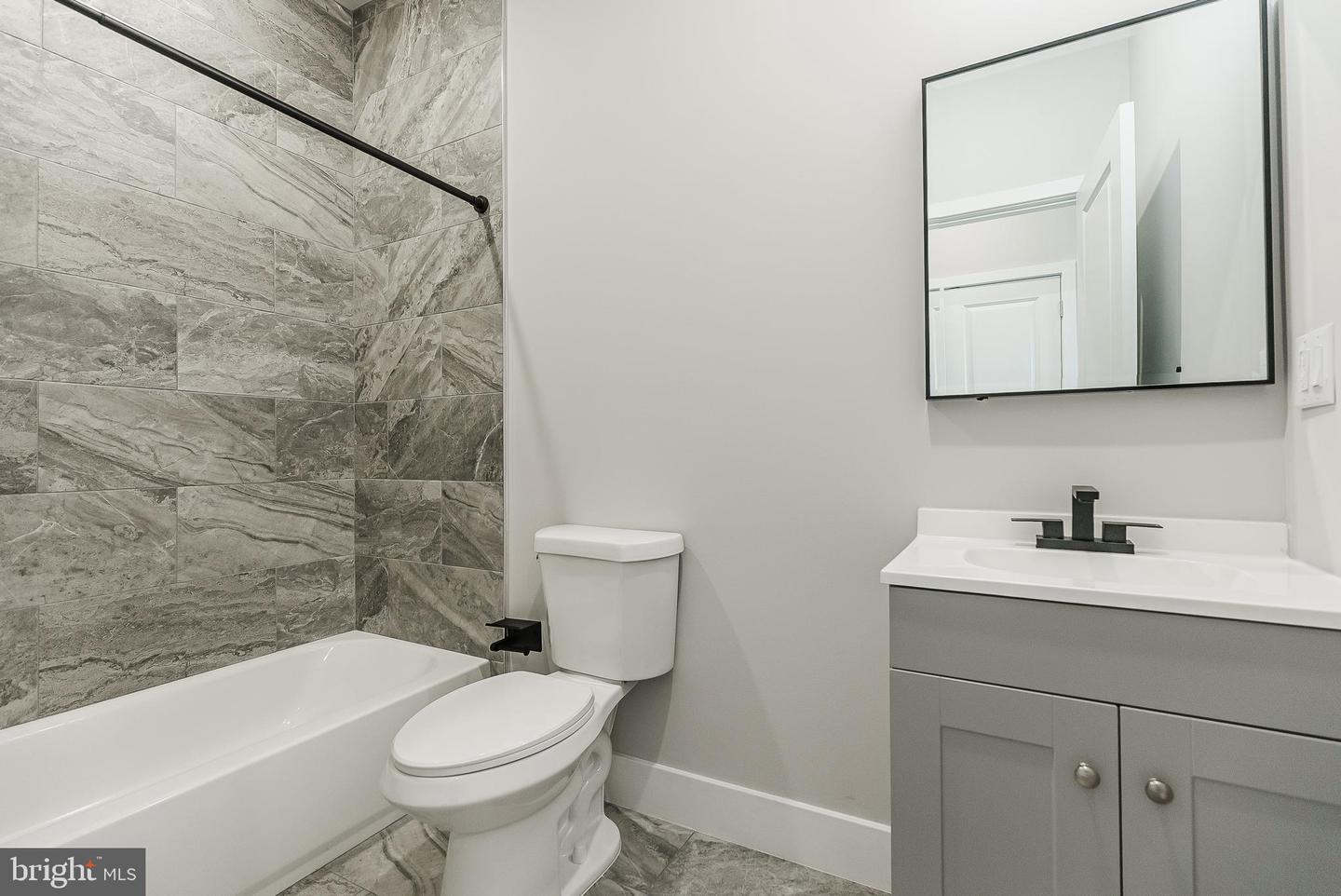 3608 Melon St #3 Property Photo 12