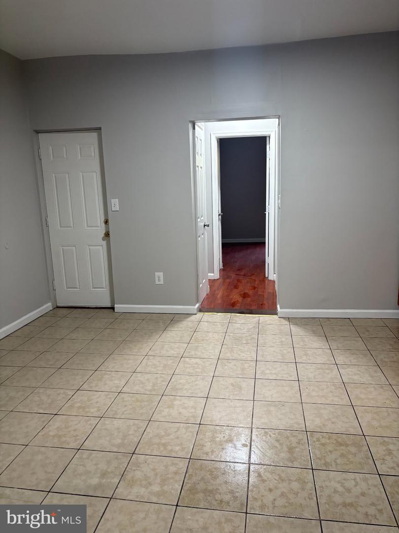 851 E Chelten Ave Property Photo 5
