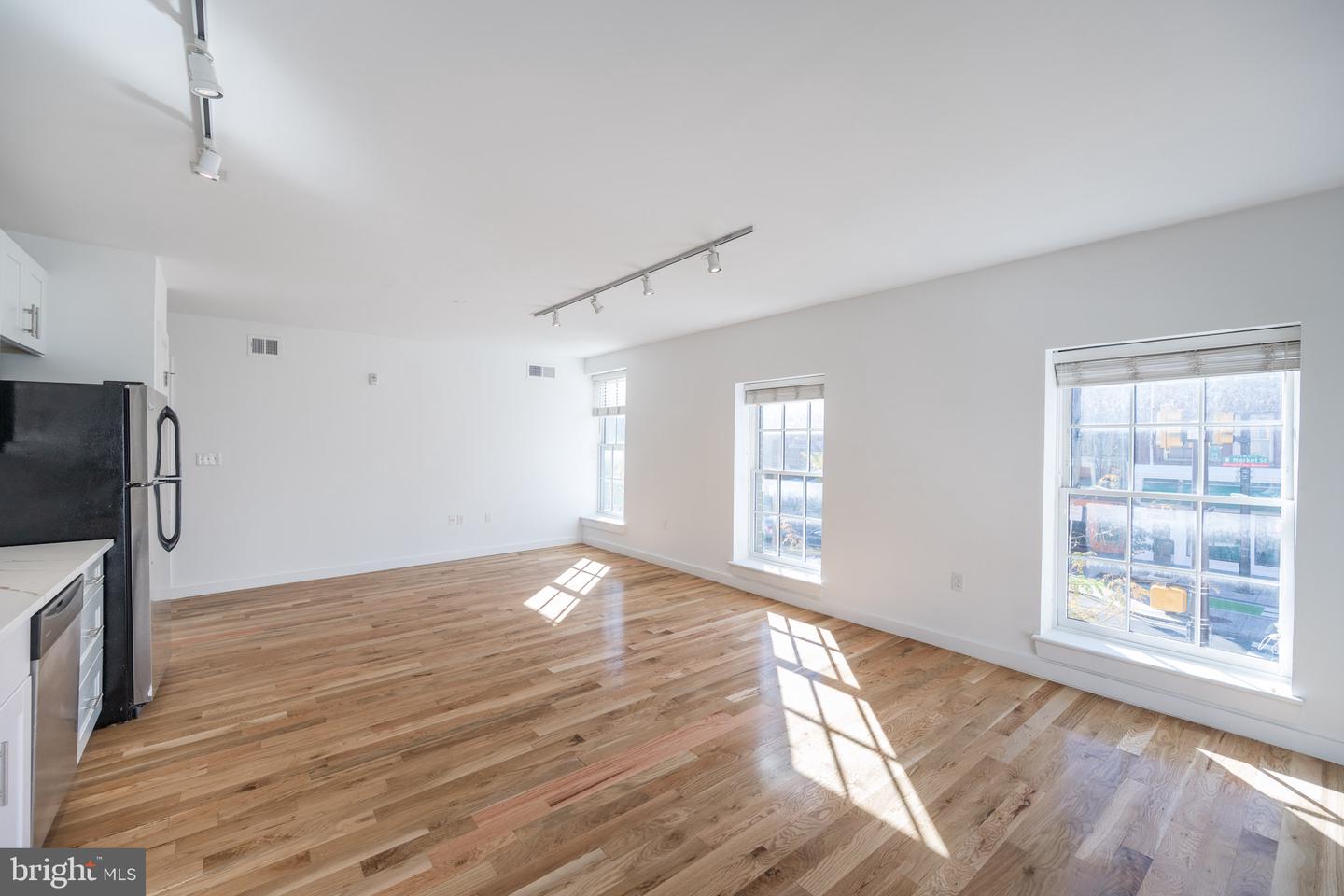 224 Church St #unit 313 Property Photo 4