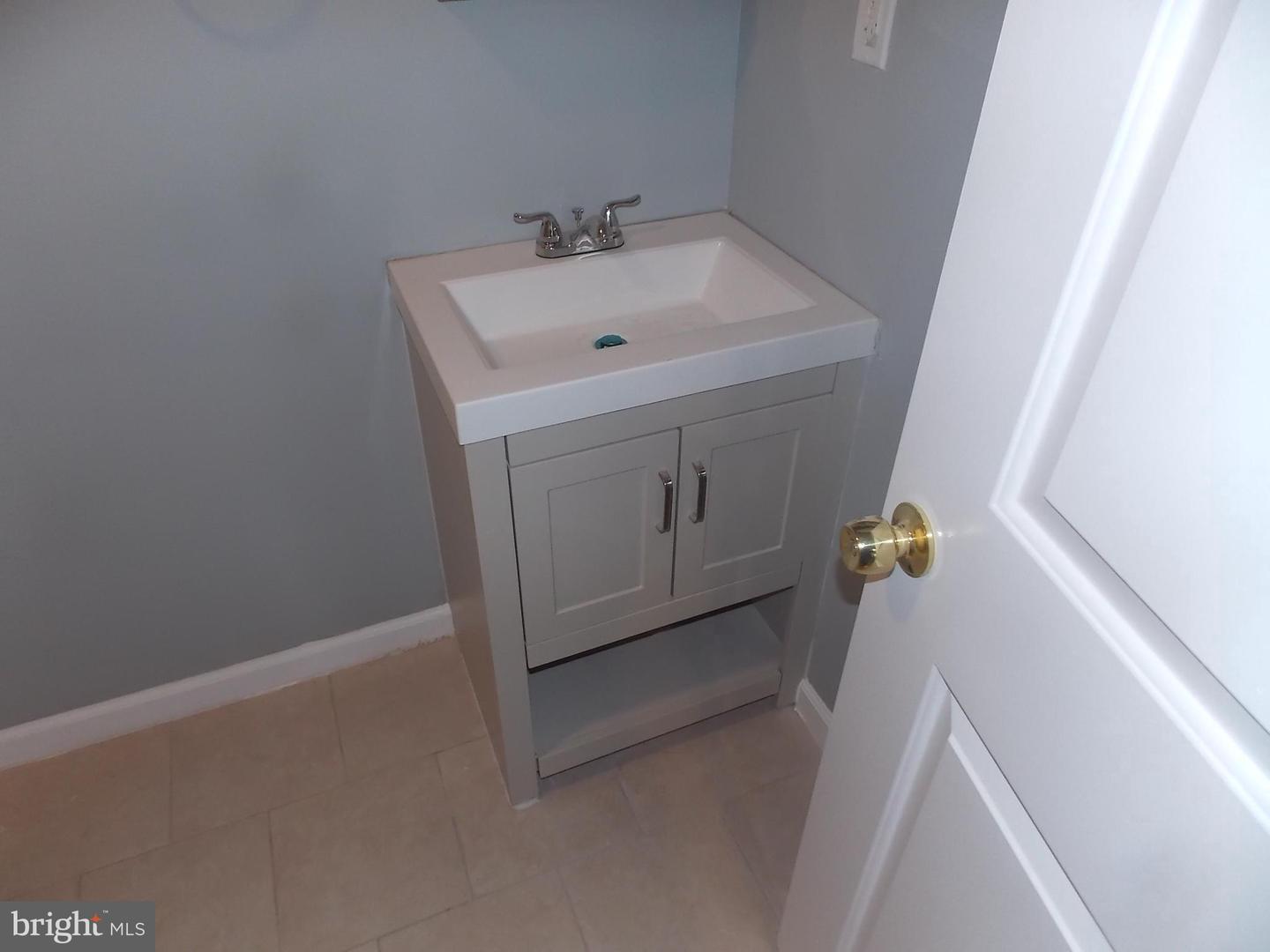 2529 N Napa St Property Photo 6