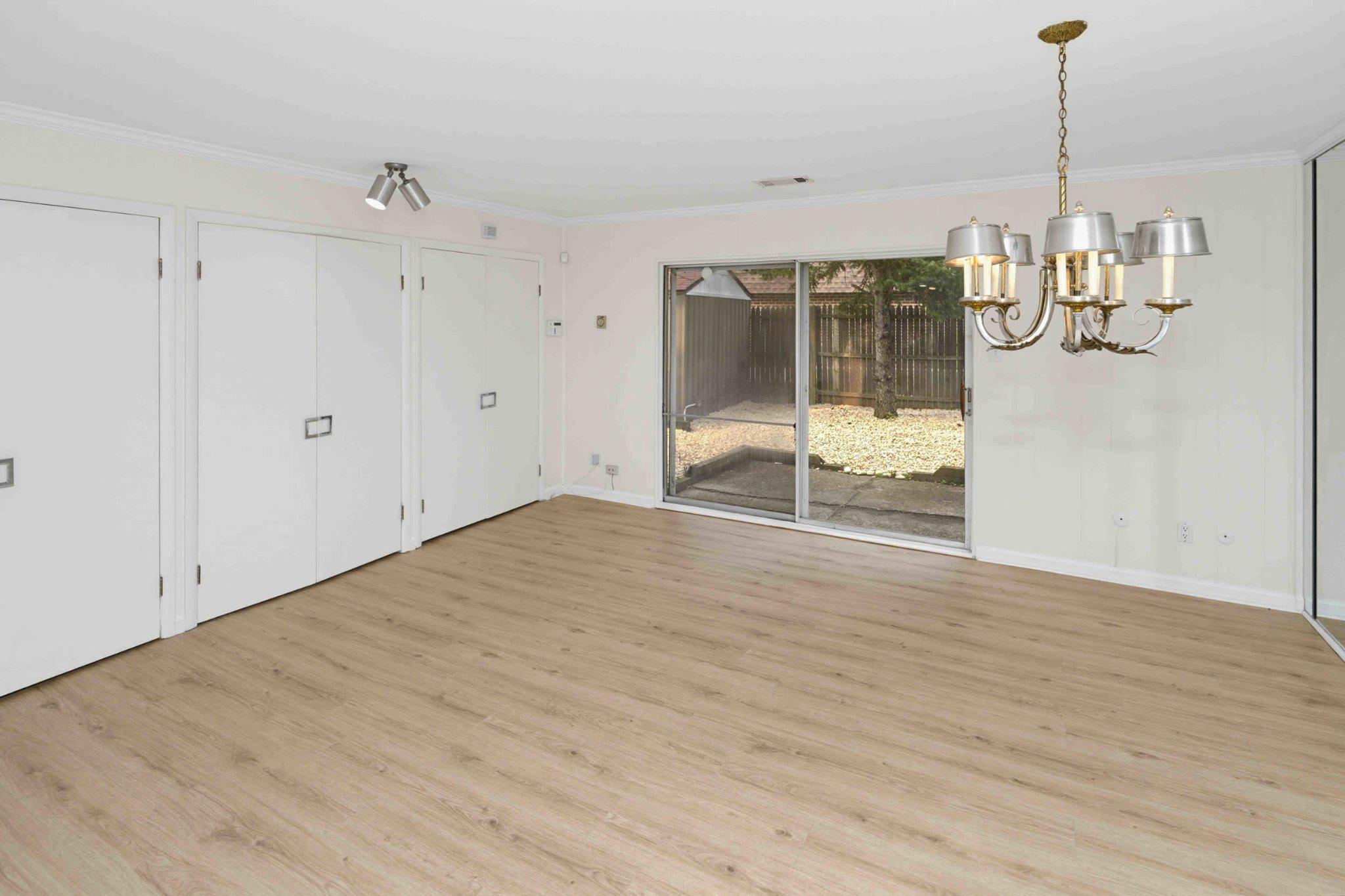 9807 Cowden St Property Photo 15