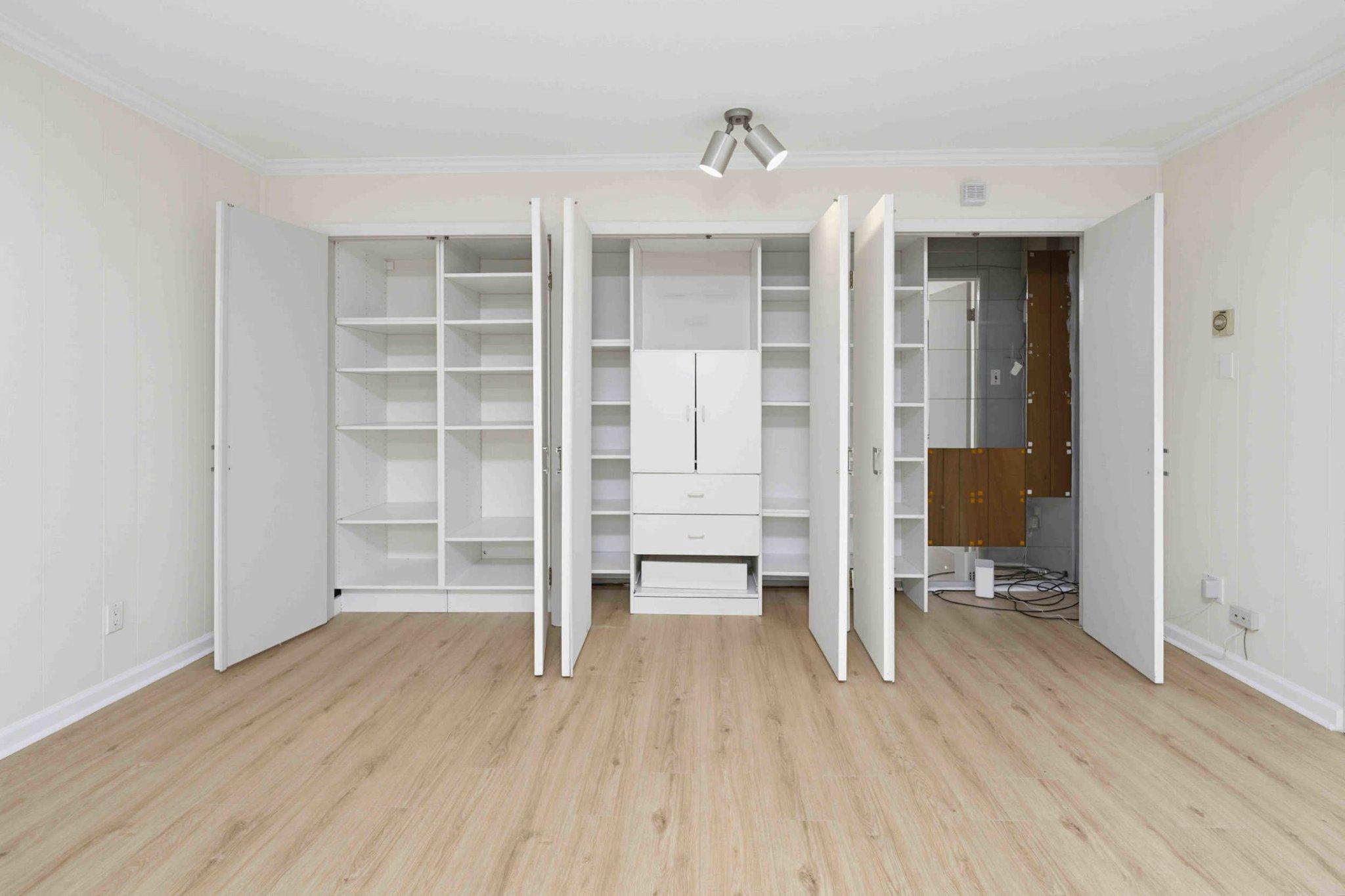 9807 Cowden St Property Photo 16