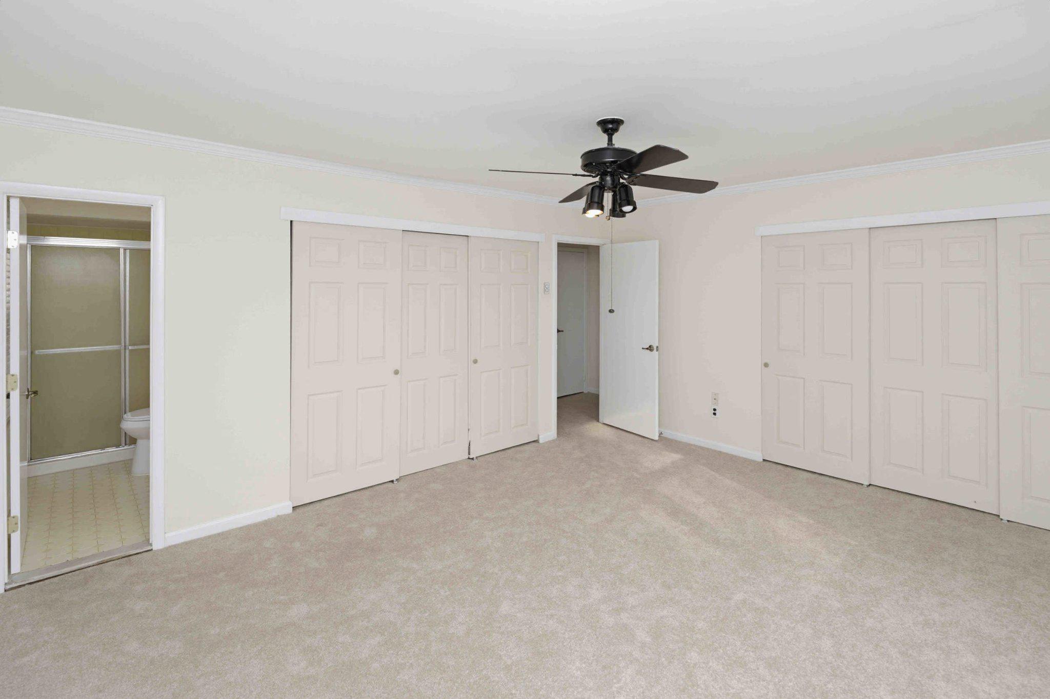 9807 Cowden St Property Photo 18