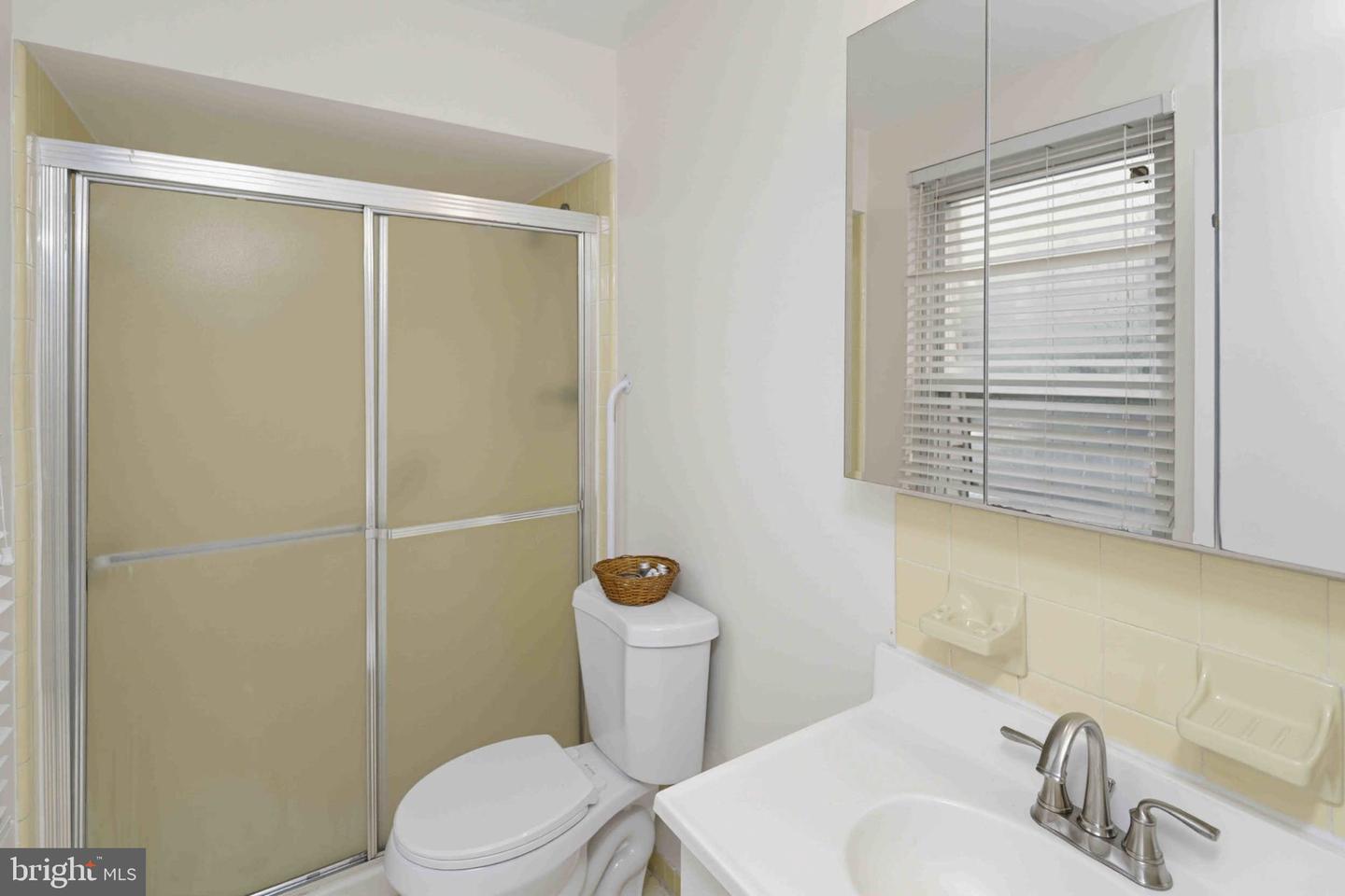 9807 Cowden St Property Photo 19