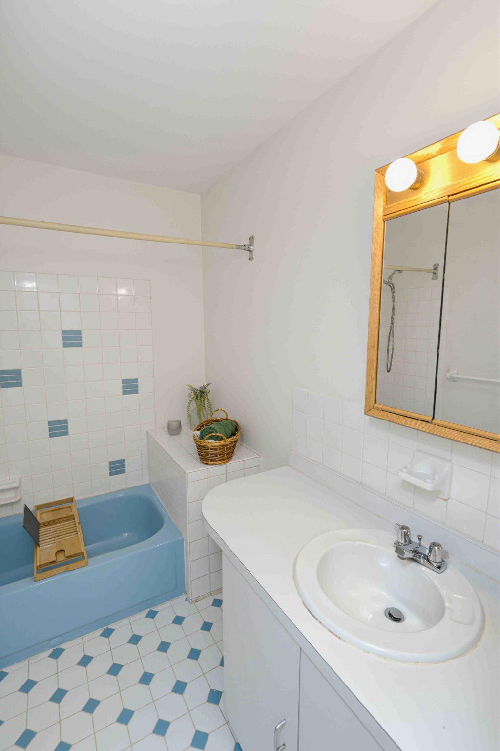9807 Cowden St Property Photo 24