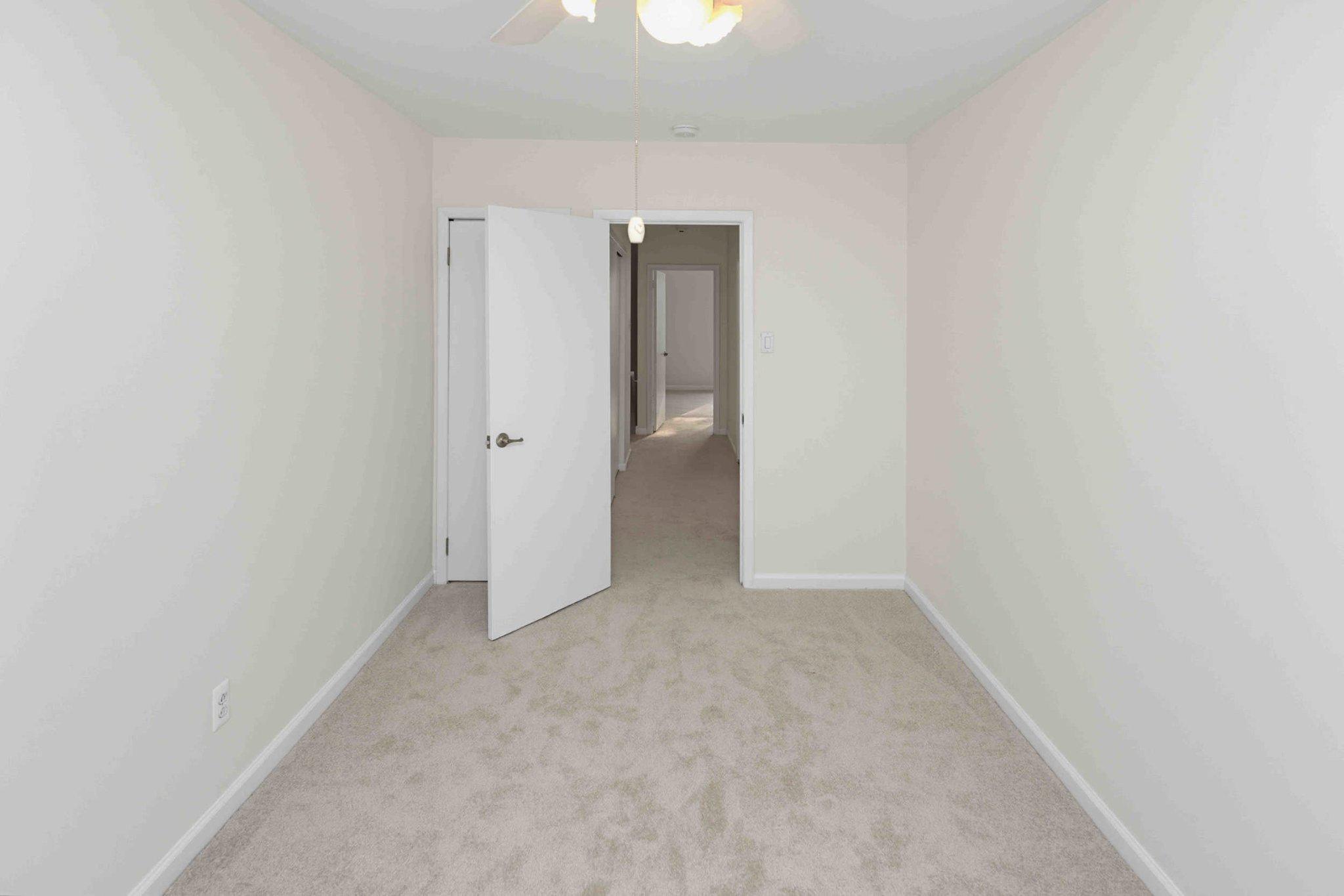 9807 Cowden St Property Photo 25